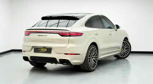 2021 Porsche CAYENNE — фото 4