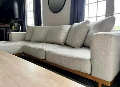 Brand new condition West elm Newport L shape sofa Excellent condition