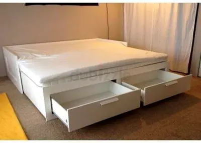 IKEA Hamnes day bed with 2 mattress and 2store drawers