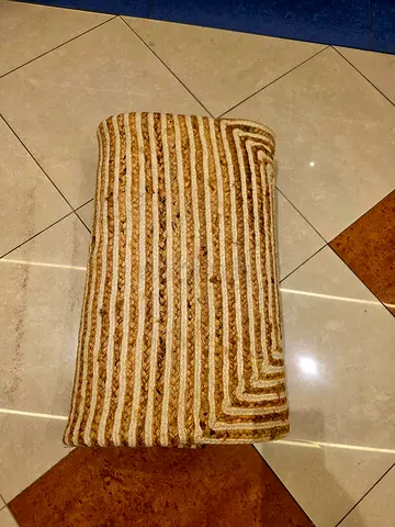 Handwoven Natural Jute Rug - Beige & White Stripes, New. Unusef.