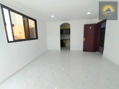 Beautiful Studio Balcony Opp Wahdah Mall 3600 Monthly (Details In Description)