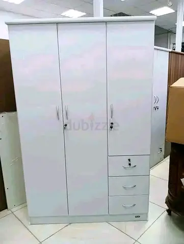 White 3-Door Wardrobe with 3 Drawers - Good Condition