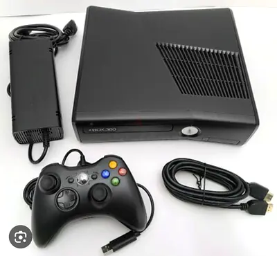 Xbox 360 Slim 250GB + 1 Controller + 7 Games Bundle - Excellent Condition`