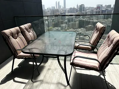 Garden table and 4 chairs