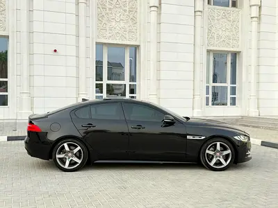 صورة 4 لـ 2016 Jaguar XE