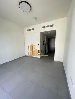Luxurious Studio || With Gym pool || Included parking ||