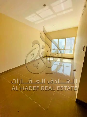 شقة غرفتين وصالة | غرف ماستر | مسبح بالتاور | باركن مجاني | خزائن بالحائط | موقع مميز