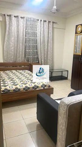Room available near sahara center for couple