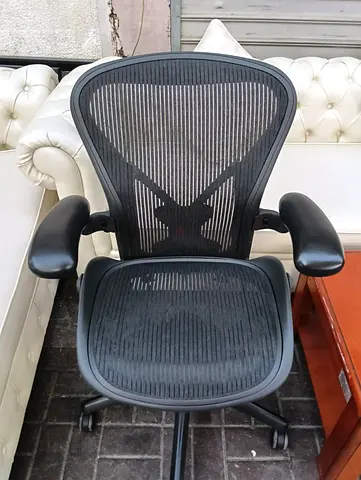 Herman Miller Aeron-style Ergonomic Office Chair good condition same look new one available