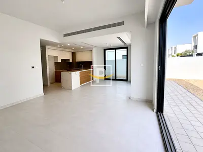 Luxurious | Spacious and Bright | Hot Deal