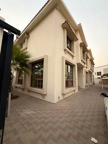 Just listed/4BR Villa/All Master Bedrooms/Prime Location
