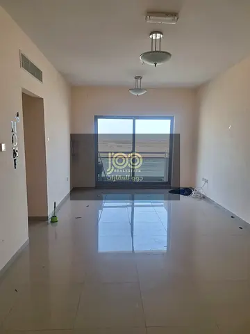 شقة للإيجار في أم القيوين المدر 2