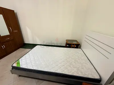 Executive Female Bed Space Available – Ready to Move In