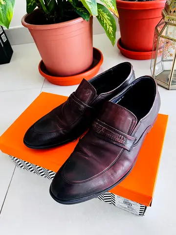 Shoes. Size 41