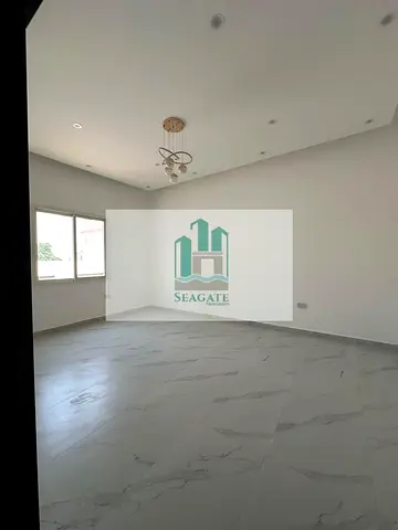 Spacious 10 BR Villa in Al Mowaihat 3 for Sale