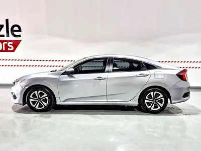 2016 Honda CIVIC thumbnail 5
