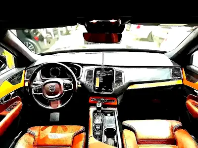 صورة 9 لـ 2021 Volvo XC90