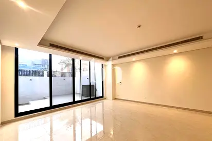 Best Price TH | Modern | New | Viewable