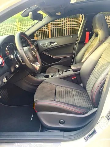 2017 Mercedes-BENZ A-CLASS 缩略图 10
