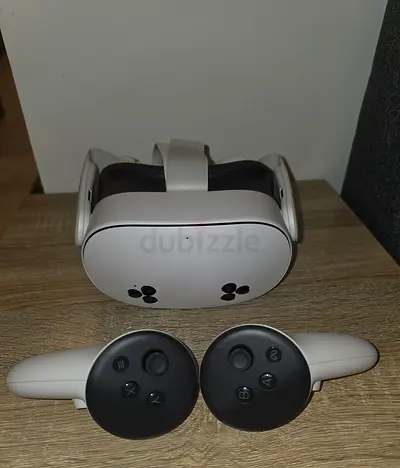 Meta Quest 3 VR Headset with Controllers