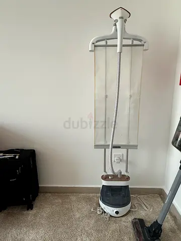 Standing Garment Steamer with Hanger - Lightly Used