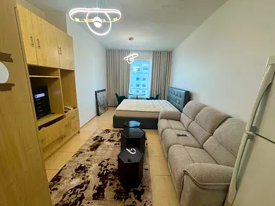 Studio / Large space / Hotel-style furnishings / Sea view / Al Khan Corniche / Al Khan / Sharjah