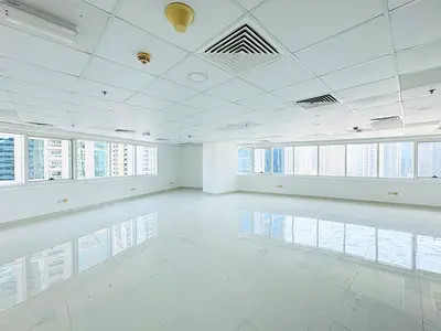 BRIGHT CORNER UNIT | OPEN LAYOUT | NEAR TO METRO