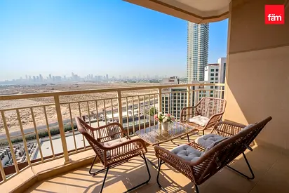 Vacant| High floor| Best price|Furnished| Spacious