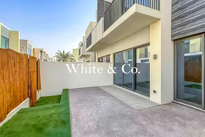 Opposite Pool | 4BR Villa | Prime Location