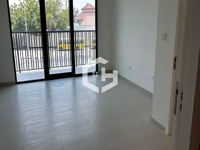 Corner Unit | Close Kitchen | Multiple Options