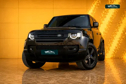 Land Rover Defender 110 2024 GCC specs for 4,586.00 AED monthly