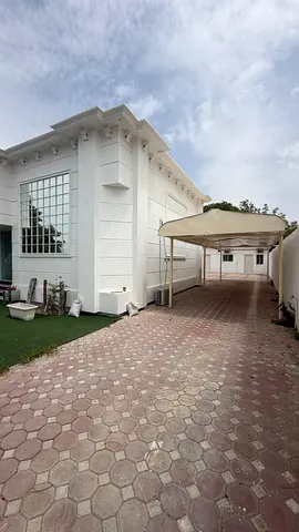 فيلا للإيجار السنوي في الحزانه الشارقة