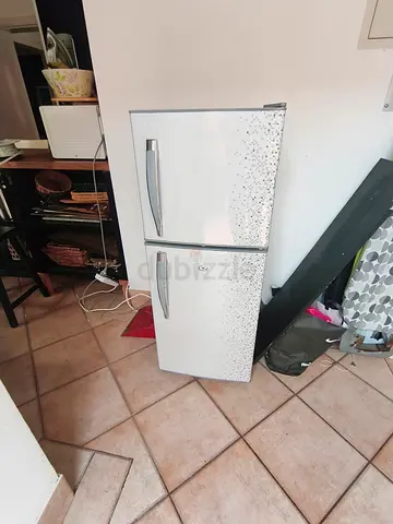 Nikai Compact double-door refrigerator in good working condition