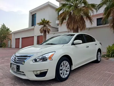 GCC ALTIMA 2015 MODEL EXCELLENT CONDITION