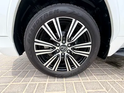 صورة 13 لـ 2025 Lexus LX-SERIES