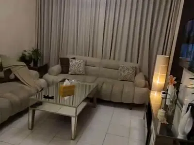 غرفه وصاله / مفروشه فرش كامل / قريبه من دبي / التعاون / الشارقه