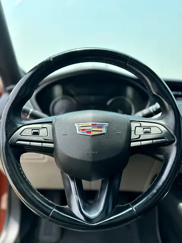 صورة 8 لـ 2019 Cadillac XT4