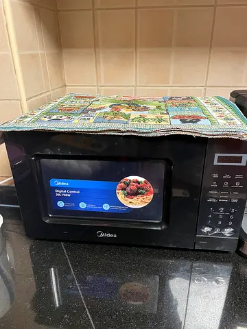 Microwave 20L