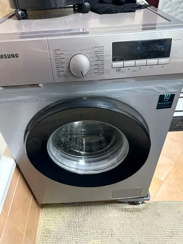 Samsung Front Load Washing Machine - 7kg, Silver, Good Working Condition