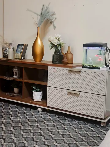Tv table