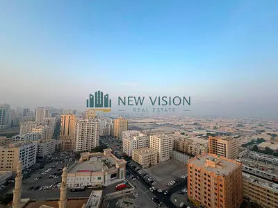 إستديو تاني ساكن مع بلكون وخزائن بالحائط  وباركن وتكييف مجاني موقع حيوي متميز إطلالة مفتوحة قريب من مخرج دبي