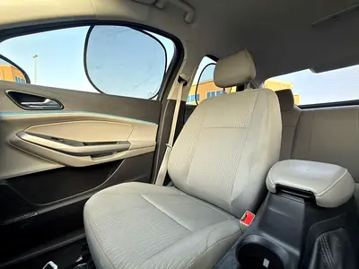 صورة 11 لـ 2020 FORD ESCORT
