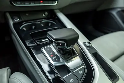 صورة مصغرة 18 لـ 2023 AUDI A4