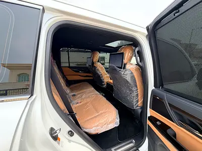 صورة 8 لـ 2025 Lexus LX-SERIES