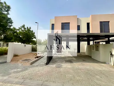 Corner 3BR Townhouse | 4 & 6 Installments