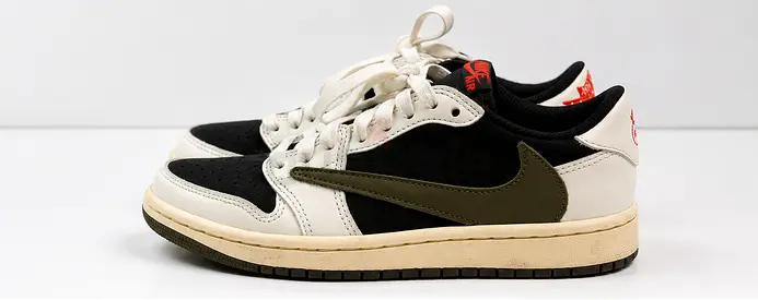 AUTHENTIC Air Jordan 1 Retro Low OG x Travis Scott "Olive" Size 35.5 (EU) - Amazing Condition