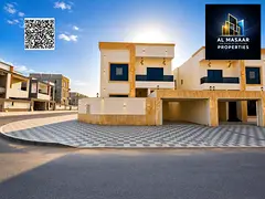 Corner villa, two floors and a roof, with a large yard. Excellent location. Includes registration an