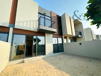3BHK AVAILABLE NOW | LIVE IN COMFORT | LIVE INSTYLE