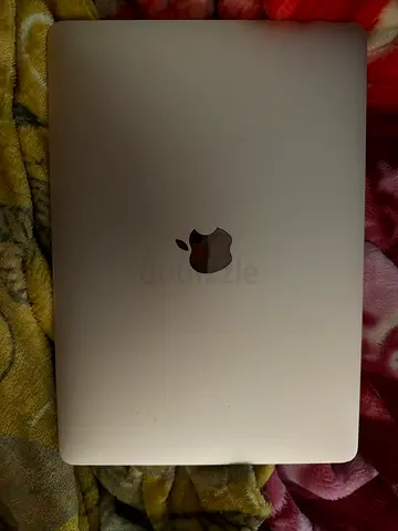 Apple MacBook air 2020 (Gold) - Good Condition, Lightly Used