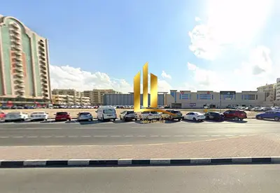 للايجار ارض باركن في المجاز 2 بالشارقه
